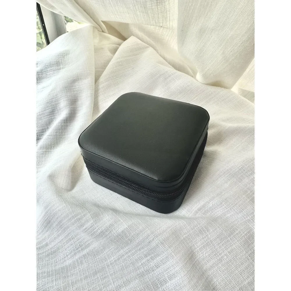 Black travel jewelry box